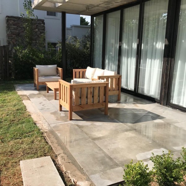 Excelente casa a estrenar en Barrio Privado con servicios